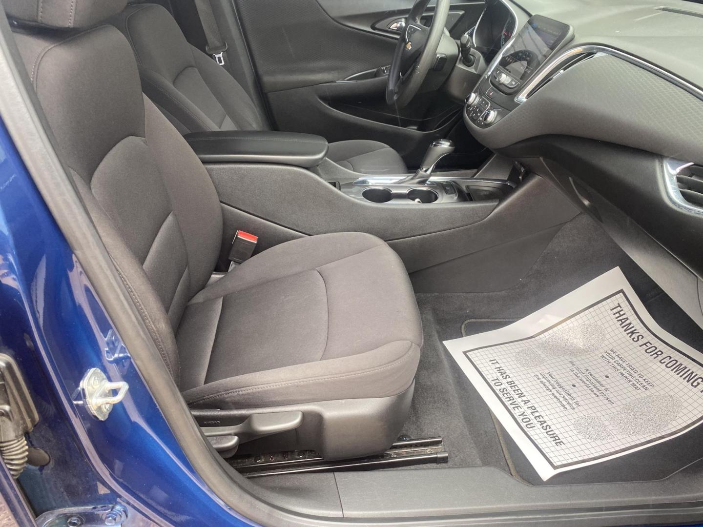 2019 BLUE CHEVROLET MALIBU LT (2FL) (1G1ZD5STXKF) , located at 922 W. Beacon St., Philadelphia, MS, 39350, (601) 650-3675, 32.770447, -89.127151 - Photo#10