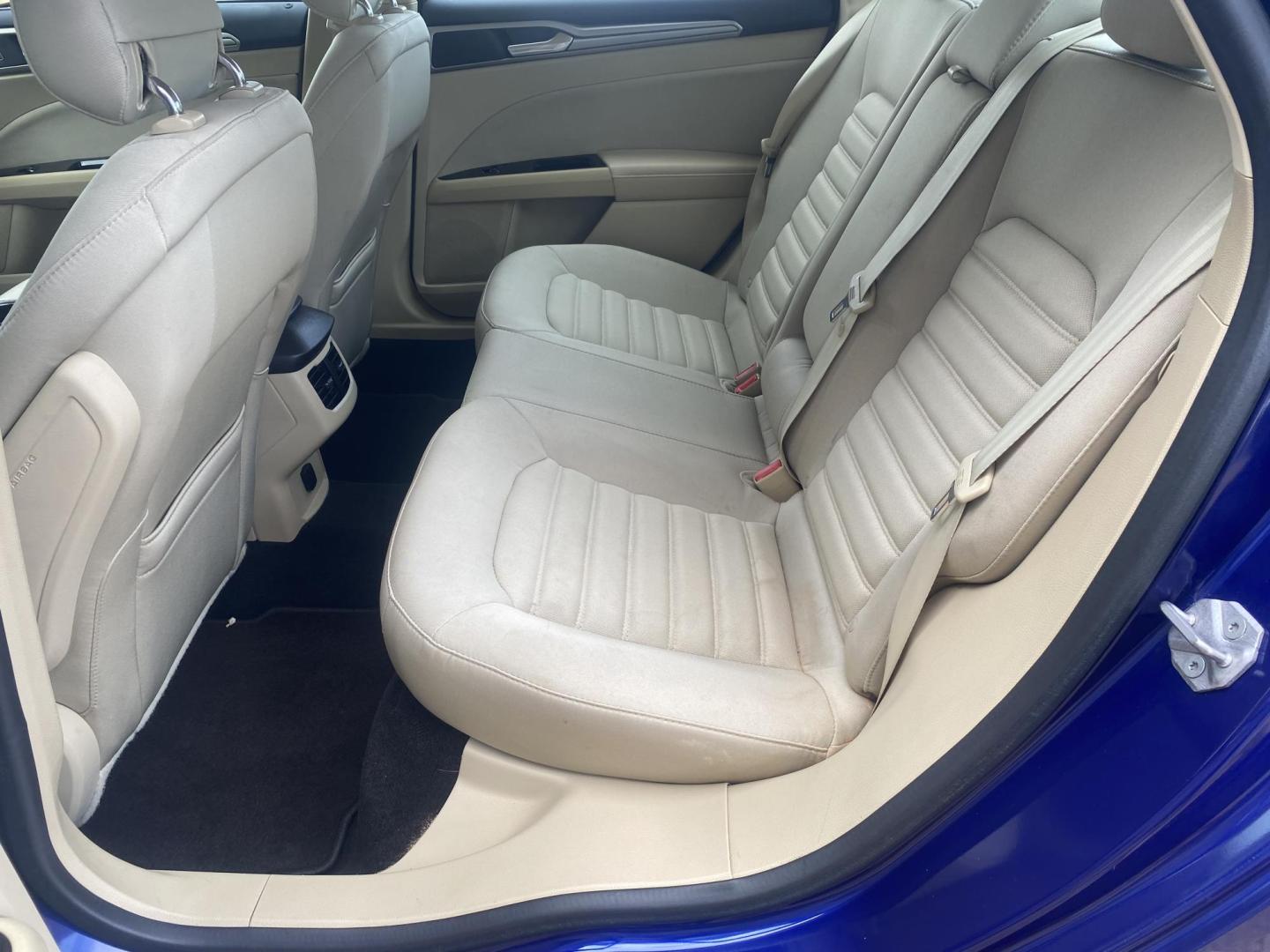 2014 BLUE FORD FUSION SE (1FA6P0H79E5) , located at 922 W. Beacon St., Philadelphia, MS, 39350, (601) 650-3675, 32.770447, -89.127151 - Photo#13