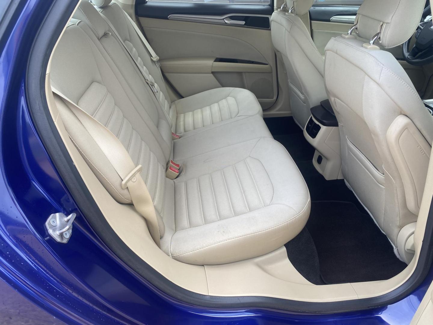 2014 BLUE FORD FUSION SE (1FA6P0H79E5) , located at 922 W. Beacon St., Philadelphia, MS, 39350, (601) 650-3675, 32.770447, -89.127151 - Photo#14