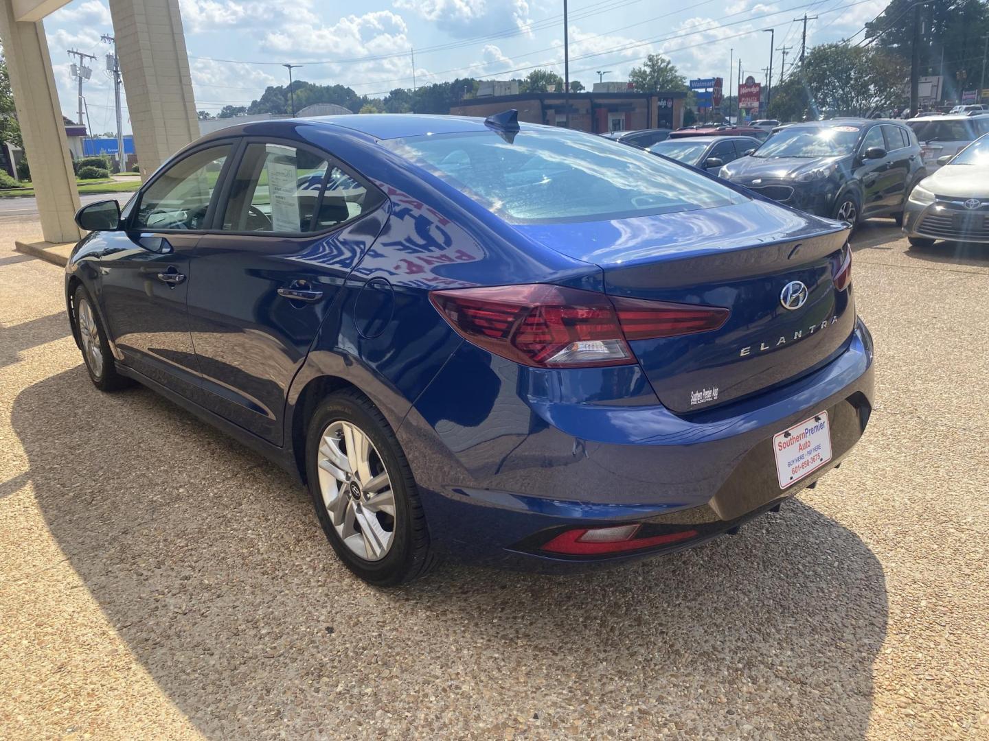 2020 BLUE HYUNDAI ELANTRA LIMITED; SEL (5NPD84LF0LH) , located at 922 W. Beacon St., Philadelphia, MS, 39350, (601) 650-3675, 32.770447, -89.127151 - Photo#3