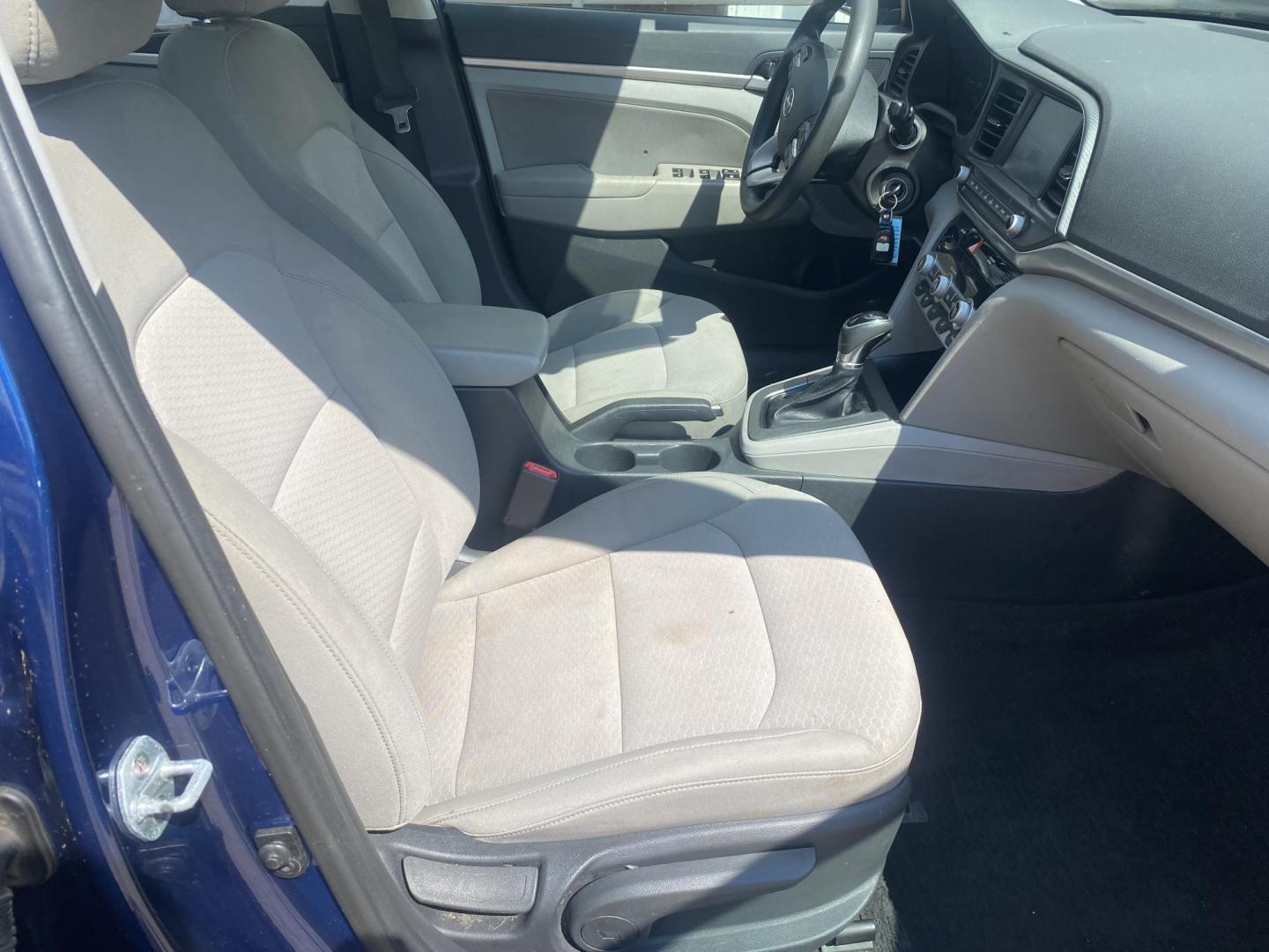 2020 BLUE HYUNDAI ELANTRA LIMITED; SEL (5NPD84LF0LH) , located at 922 W. Beacon St., Philadelphia, MS, 39350, (601) 650-3675, 32.770447, -89.127151 - Photo#10