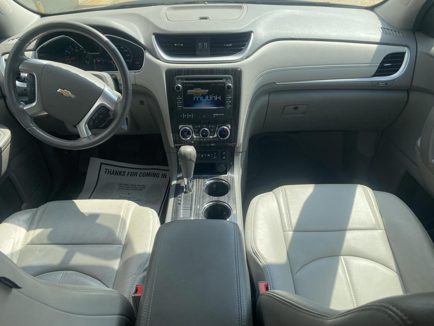 2014 GRAY CHEVROLET TRAVERSE 2LT (1GNKRHKD3EJ) , located at 922 W. Beacon St., Philadelphia, MS, 39350, (601) 650-3675, 32.770447, -89.127151 - Photo#16