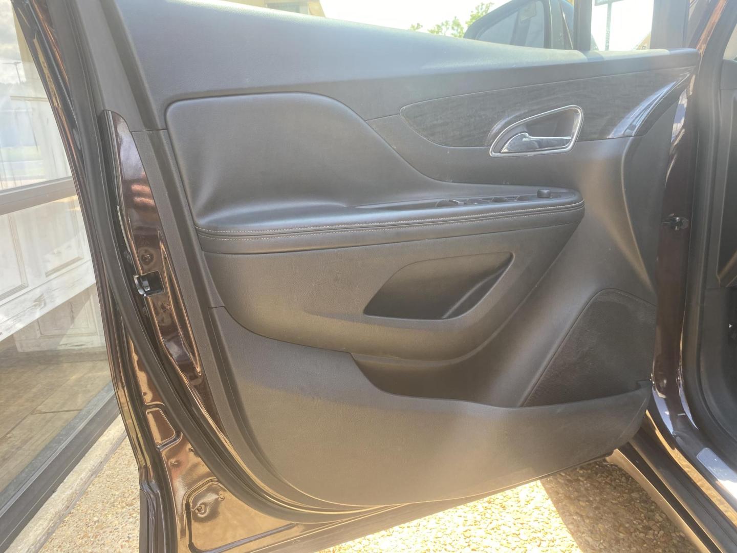 2016 BROWN BUICK ENCORE BASE (KL4CJASB9GB) , located at 922 W. Beacon St., Philadelphia, MS, 39350, (601) 650-3675, 32.770447, -89.127151 - Photo#8