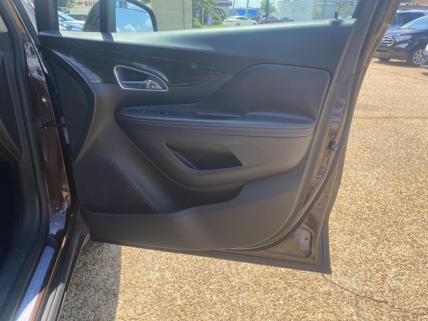 2016 BROWN BUICK ENCORE BASE (KL4CJASB9GB) , located at 922 W. Beacon St., Philadelphia, MS, 39350, (601) 650-3675, 32.770447, -89.127151 - Photo#11