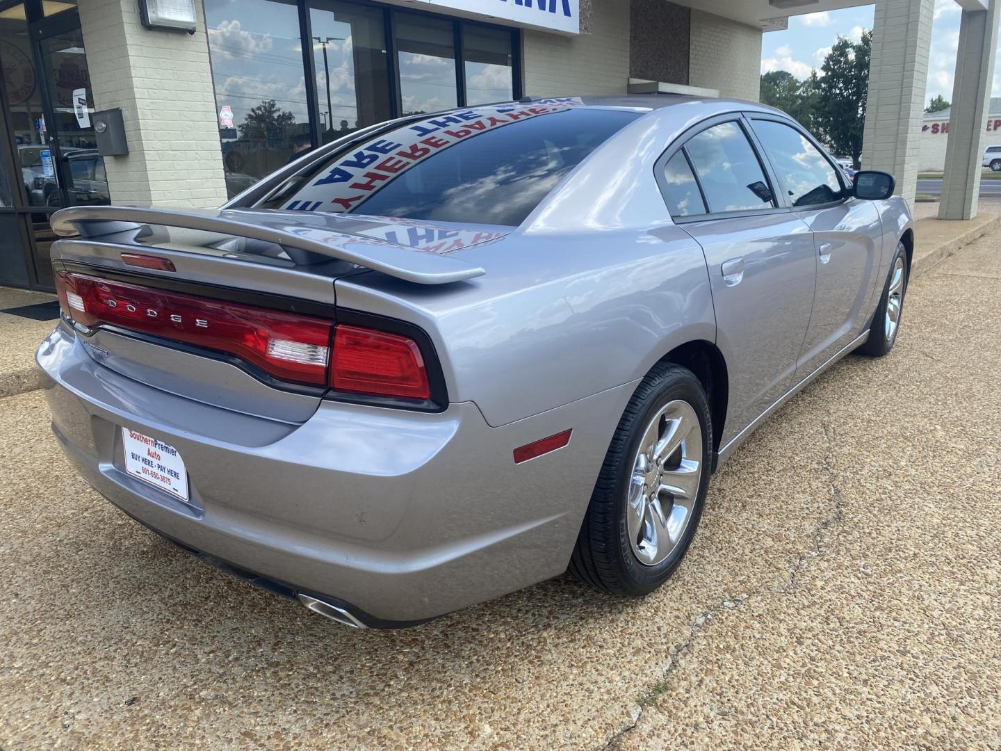 2014 SILVER DODGE CHARGER SE (2C3CDXBG1EH) , located at 922 W. Beacon St., Philadelphia, MS, 39350, (601) 650-3675, 32.770447, -89.127151 - Photo#5