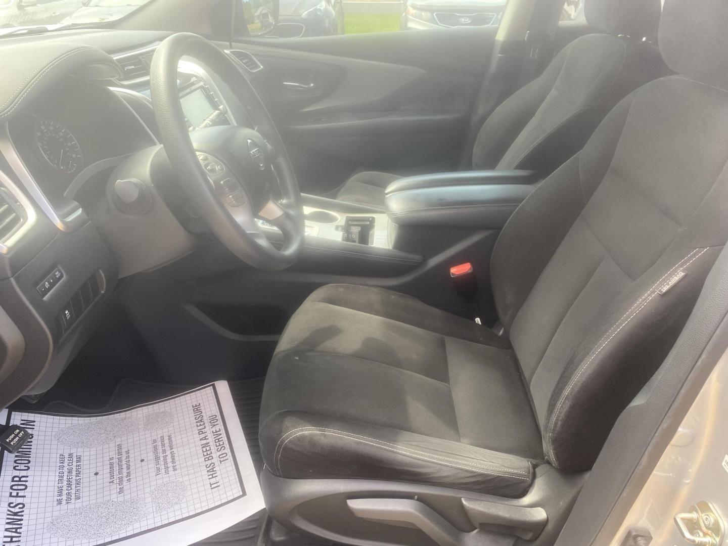 2016 SILVER NISSAN MURANO S (5N1AZ2MG9GN) , located at 922 W. Beacon St., Philadelphia, MS, 39350, (601) 650-3675, 32.770447, -89.127151 - Photo#9