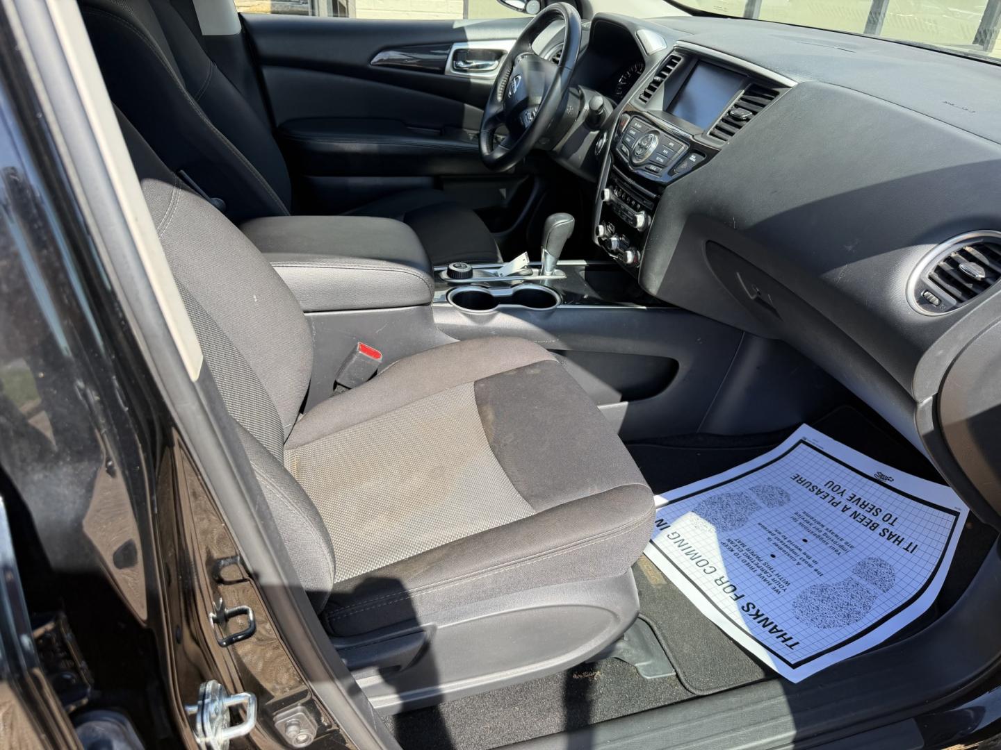 2019 BLACK NISSAN PATHFINDER SV (5N1DR2MMXKC) , located at 922 W. Beacon St., Philadelphia, MS, 39350, (601) 650-3675, 32.770447, -89.127151 - Photo#10