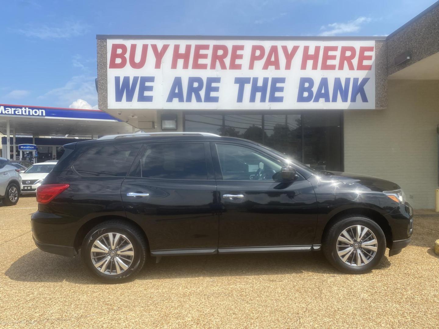 2019 BLACK NISSAN PATHFINDER SV (5N1DR2MMXKC) , located at 922 W. Beacon St., Philadelphia, MS, 39350, (601) 650-3675, 32.770447, -89.127151 - Photo#6