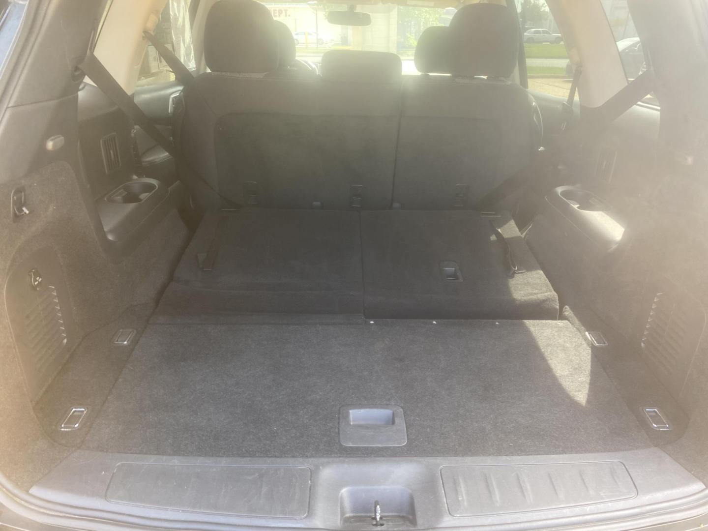 2019 BLACK NISSAN PATHFINDER SV (5N1DR2MMXKC) , located at 922 W. Beacon St., Philadelphia, MS, 39350, (601) 650-3675, 32.770447, -89.127151 - Photo#19