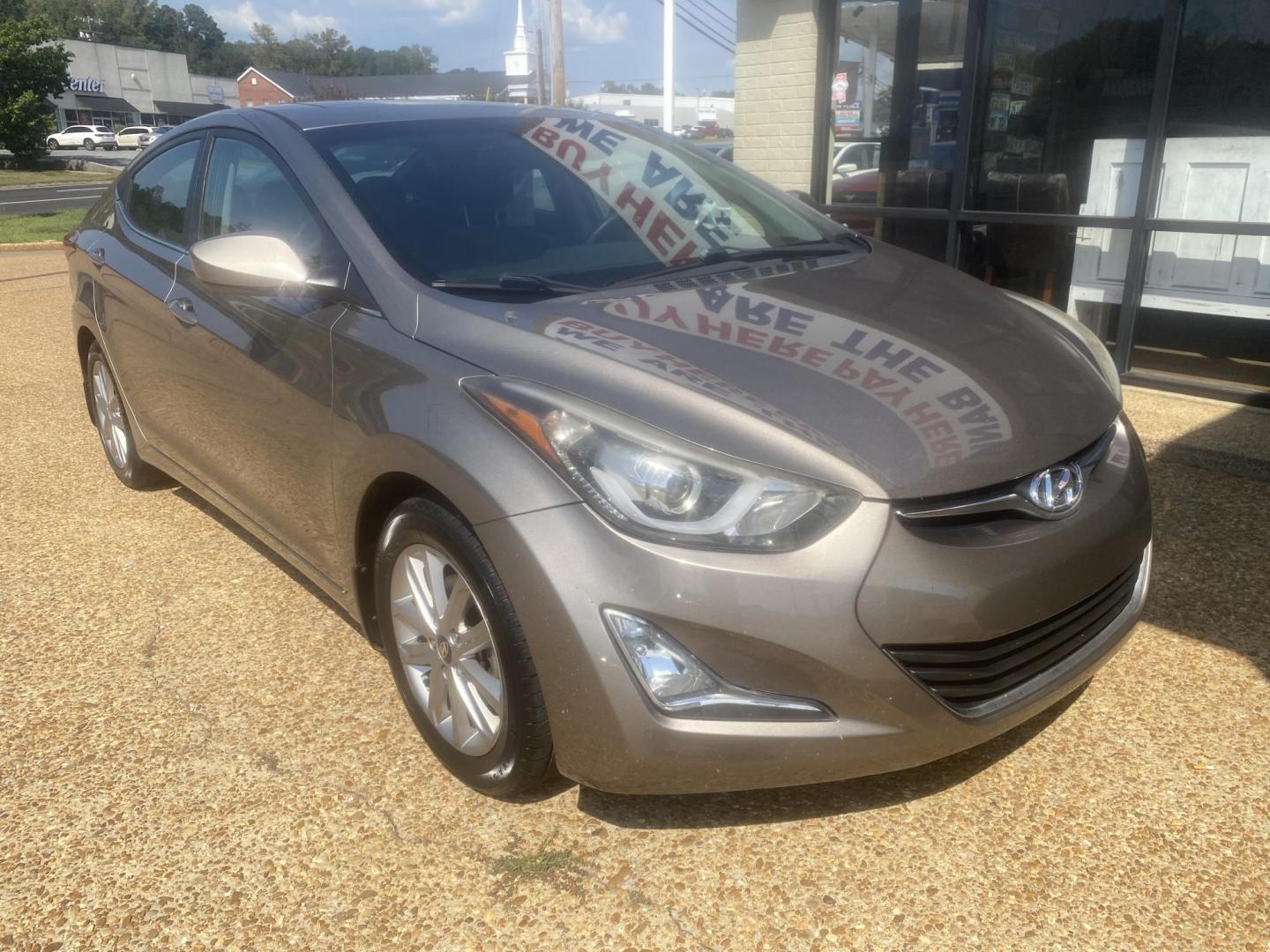 2015 TAN HYUNDAI ELANTRA SE (5NPDH4AE0FH) , located at 922 W. Beacon St., Philadelphia, MS, 39350, (601) 650-3675, 32.770447, -89.127151 - Photo#0