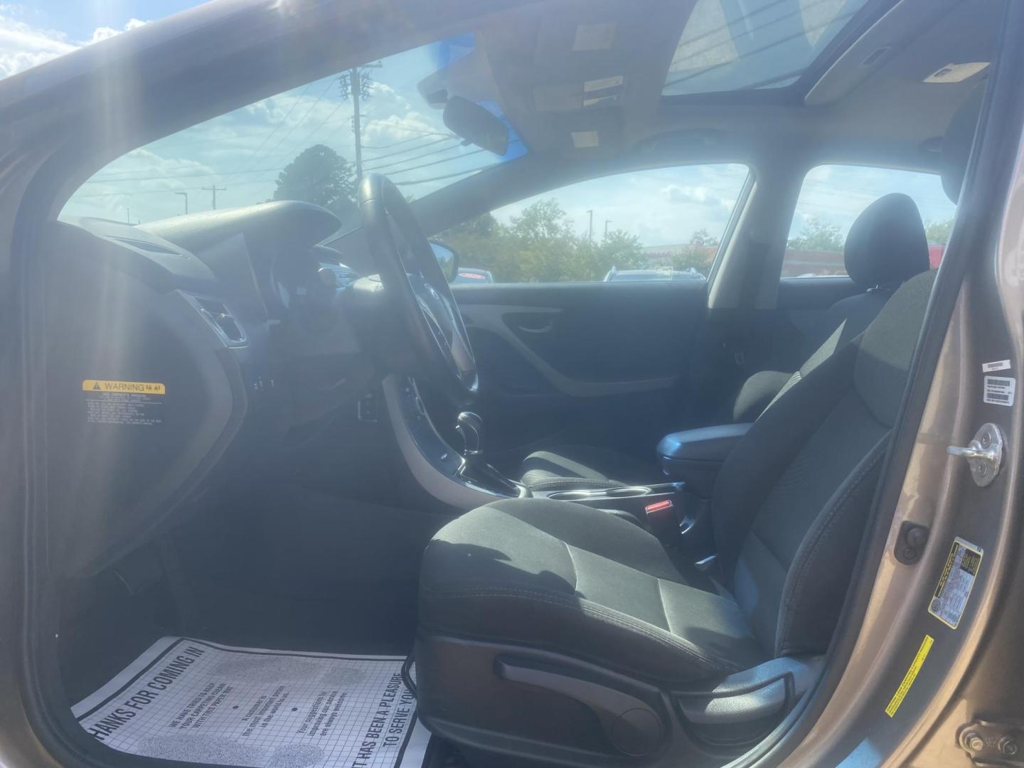 2015 TAN HYUNDAI ELANTRA SE (5NPDH4AE0FH) , located at 922 W. Beacon St., Philadelphia, MS, 39350, (601) 650-3675, 32.770447, -89.127151 - Photo#9