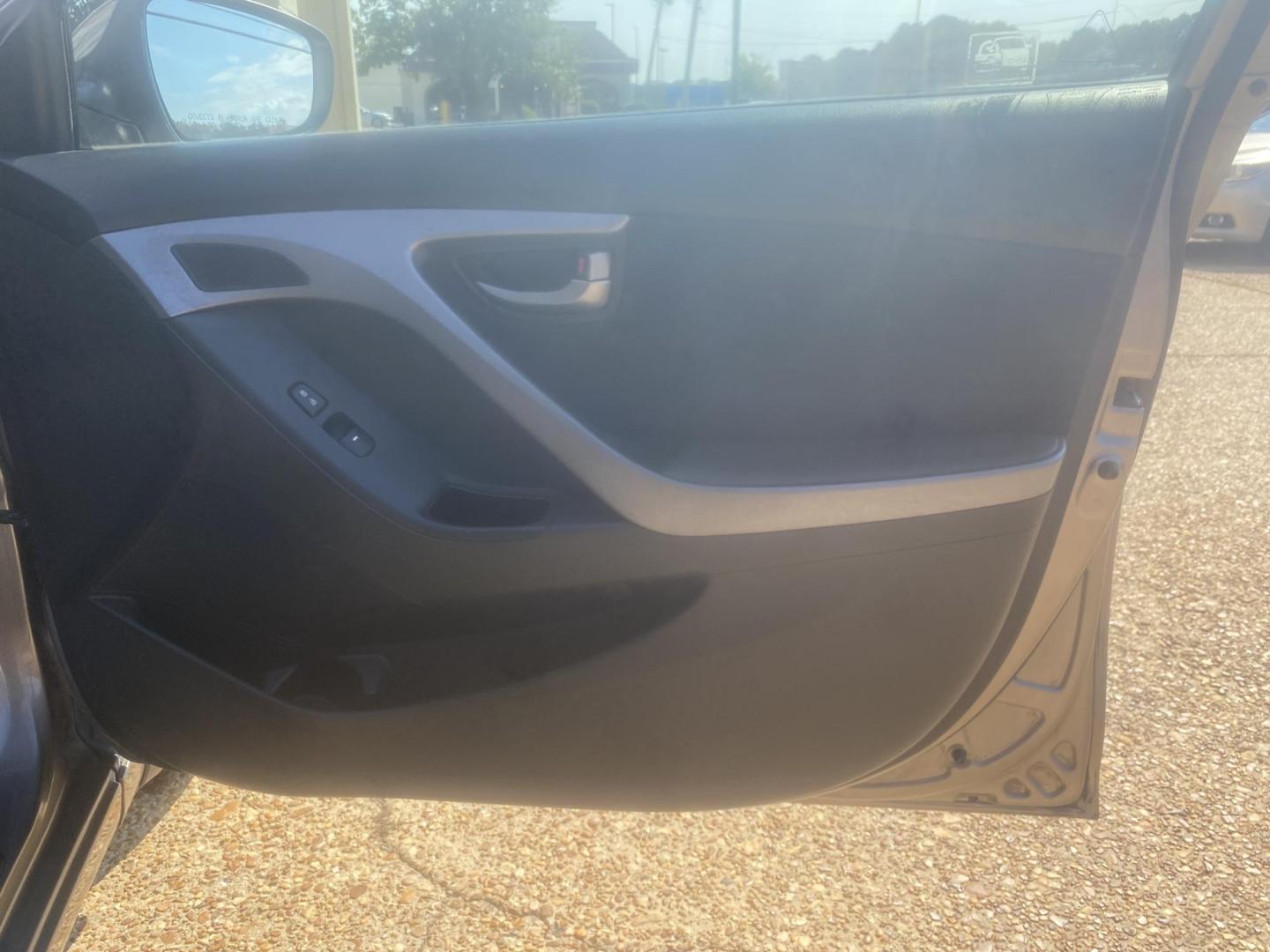 2015 TAN HYUNDAI ELANTRA SE (5NPDH4AE0FH) , located at 922 W. Beacon St., Philadelphia, MS, 39350, (601) 650-3675, 32.770447, -89.127151 - Photo#11