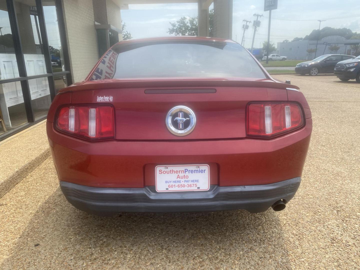 2010 RED FORD MUSTANG BASE (1ZVBP8AN4A5) , located at 922 W. Beacon St., Philadelphia, MS, 39350, (601) 650-3675, 32.770447, -89.127151 - Photo#4