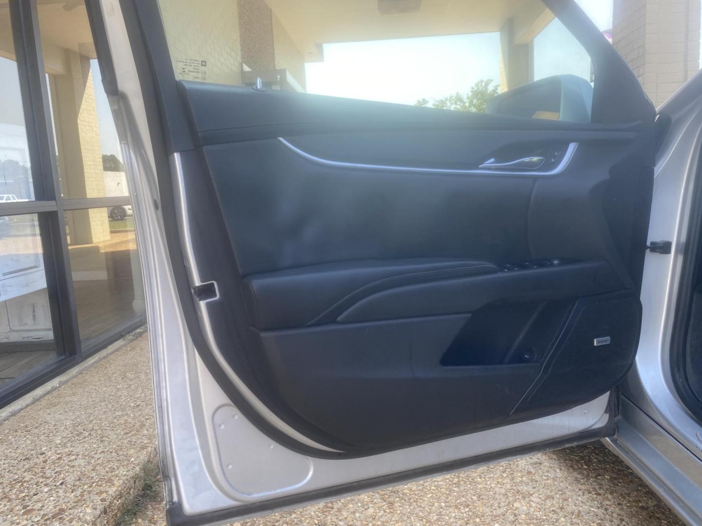 2013 SILVER CADILLAC XTS BASE (2G61N5S31D9) , located at 922 W. Beacon St., Philadelphia, MS, 39350, (601) 650-3675, 32.770447, -89.127151 - Photo#8