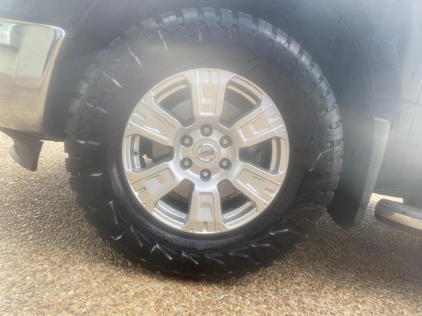 2017 BLACK NISSAN TITAN SV (1N6AA1E65HN) , located at 922 W. Beacon St., Philadelphia, MS, 39350, (601) 650-3675, 32.770447, -89.127151 - Photo#7
