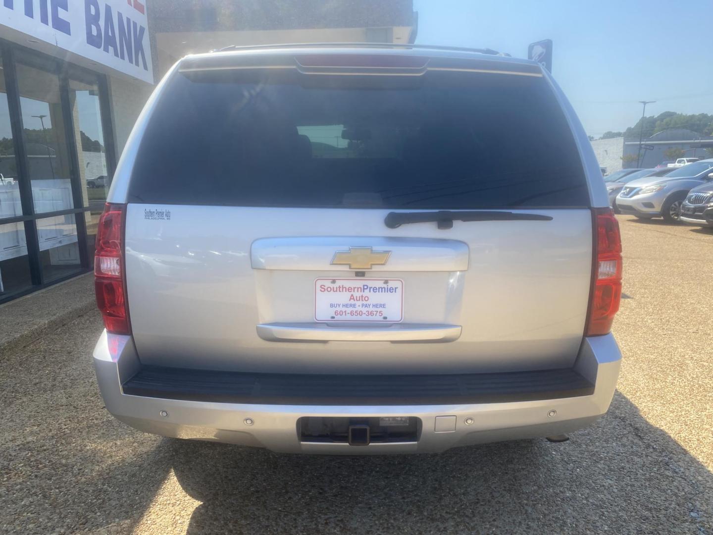 2013 SILVER CHEVROLET TAHOE LT (1GNSCBE02DR) , located at 922 W. Beacon St., Philadelphia, MS, 39350, (601) 650-3675, 32.770447, -89.127151 - Photo#4