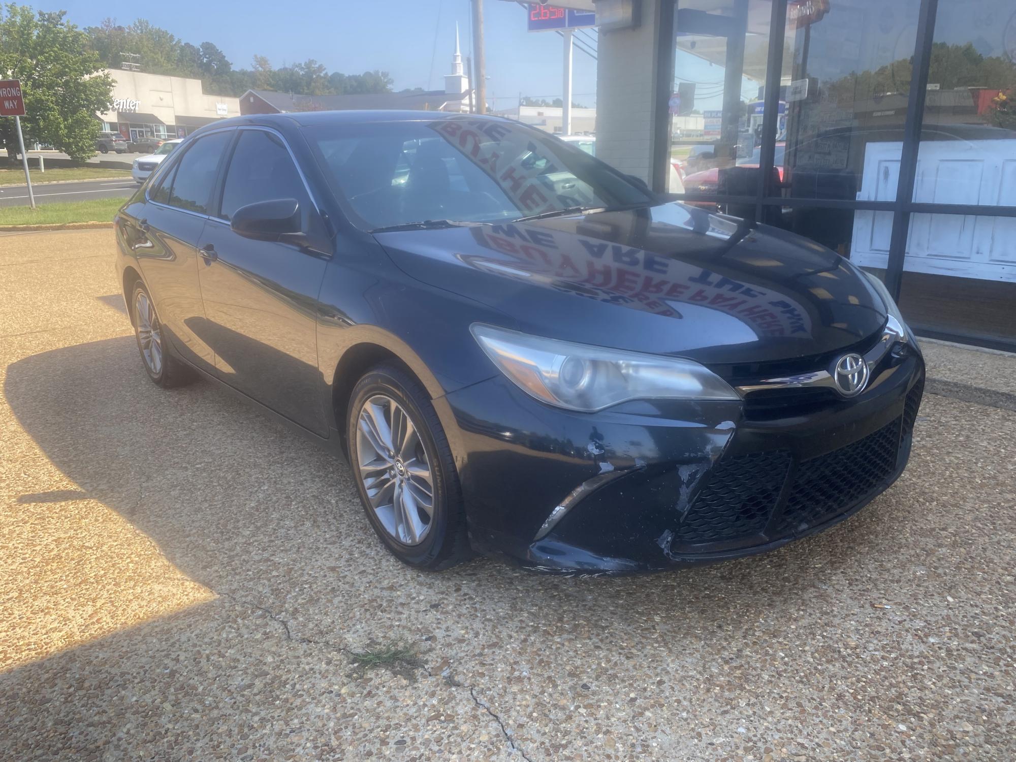 2015 TOYOTA CAMRY SE 