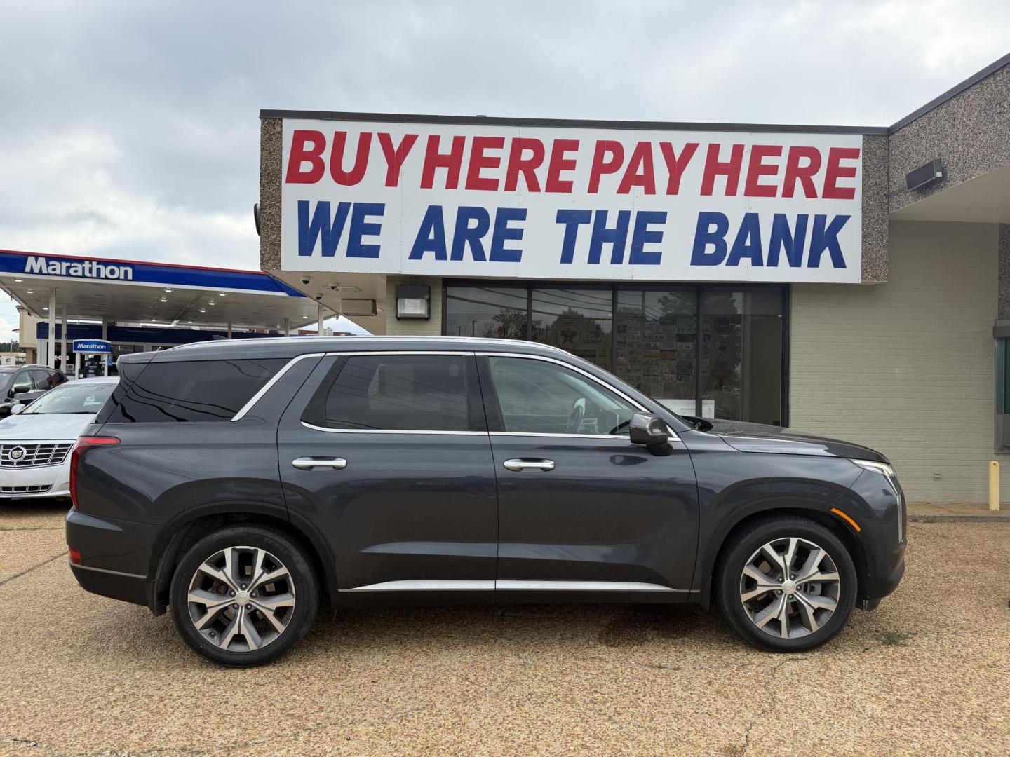 2020 GRAY HYUNDAI PALISADE SEL W/PREMI (KM8R4DHE6LU) , located at 922 W. Beacon St., Philadelphia, MS, 39350, (601) 650-3675, 32.770447, -89.127151 - Photo#6