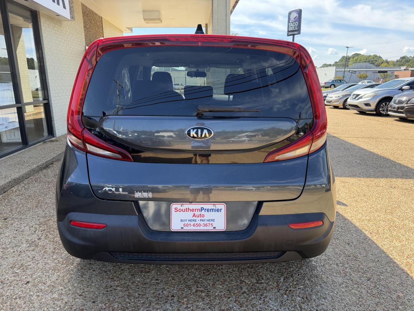 2020 GRAY KIA SOUL LX (KNDJ23AU3L7) , located at 922 W. Beacon St., Philadelphia, MS, 39350, (601) 650-3675, 32.770447, -89.127151 - Photo#4