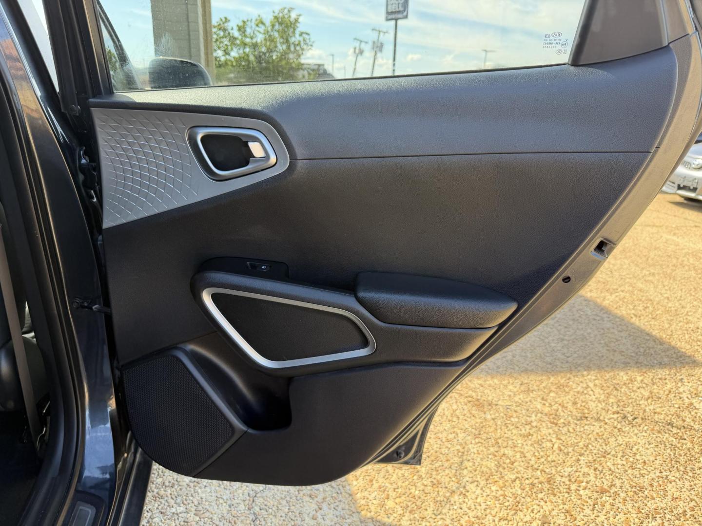 2020 GRAY KIA SOUL LX (KNDJ23AU3L7) , located at 922 W. Beacon St., Philadelphia, MS, 39350, (601) 650-3675, 32.770447, -89.127151 - Photo#15