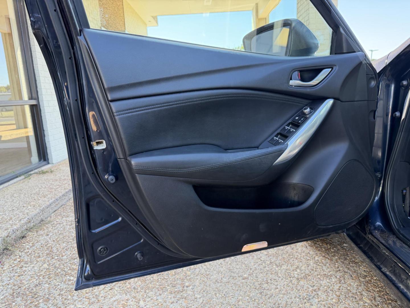 2016 BLUE MAZDA MAZDA6 TOURING (JM1GJ1V57G1) , located at 922 W. Beacon St., Philadelphia, MS, 39350, (601) 650-3675, 32.770447, -89.127151 - Photo#8