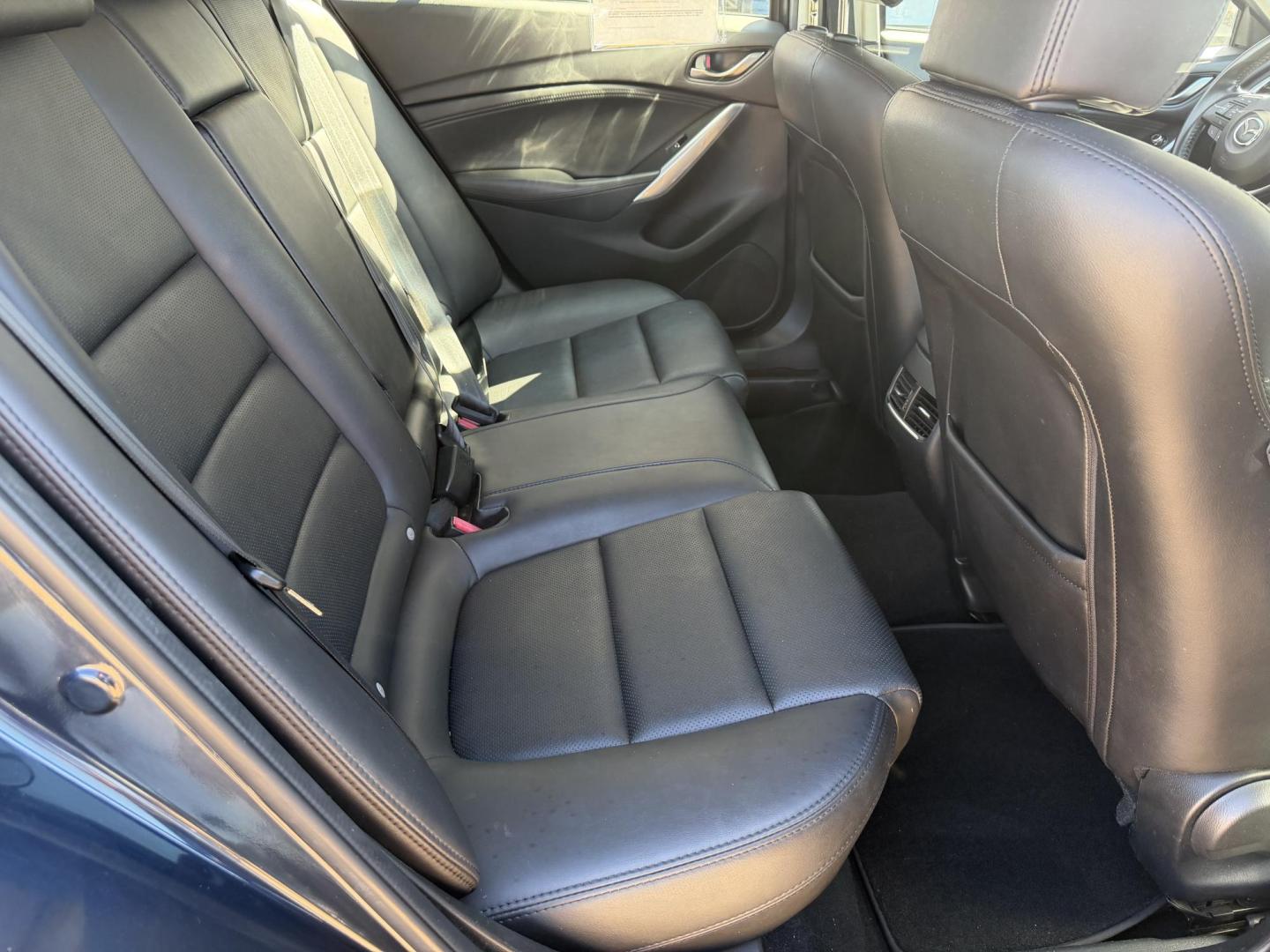 2016 BLUE MAZDA MAZDA6 TOURING (JM1GJ1V57G1) , located at 922 W. Beacon St., Philadelphia, MS, 39350, (601) 650-3675, 32.770447, -89.127151 - Photo#14