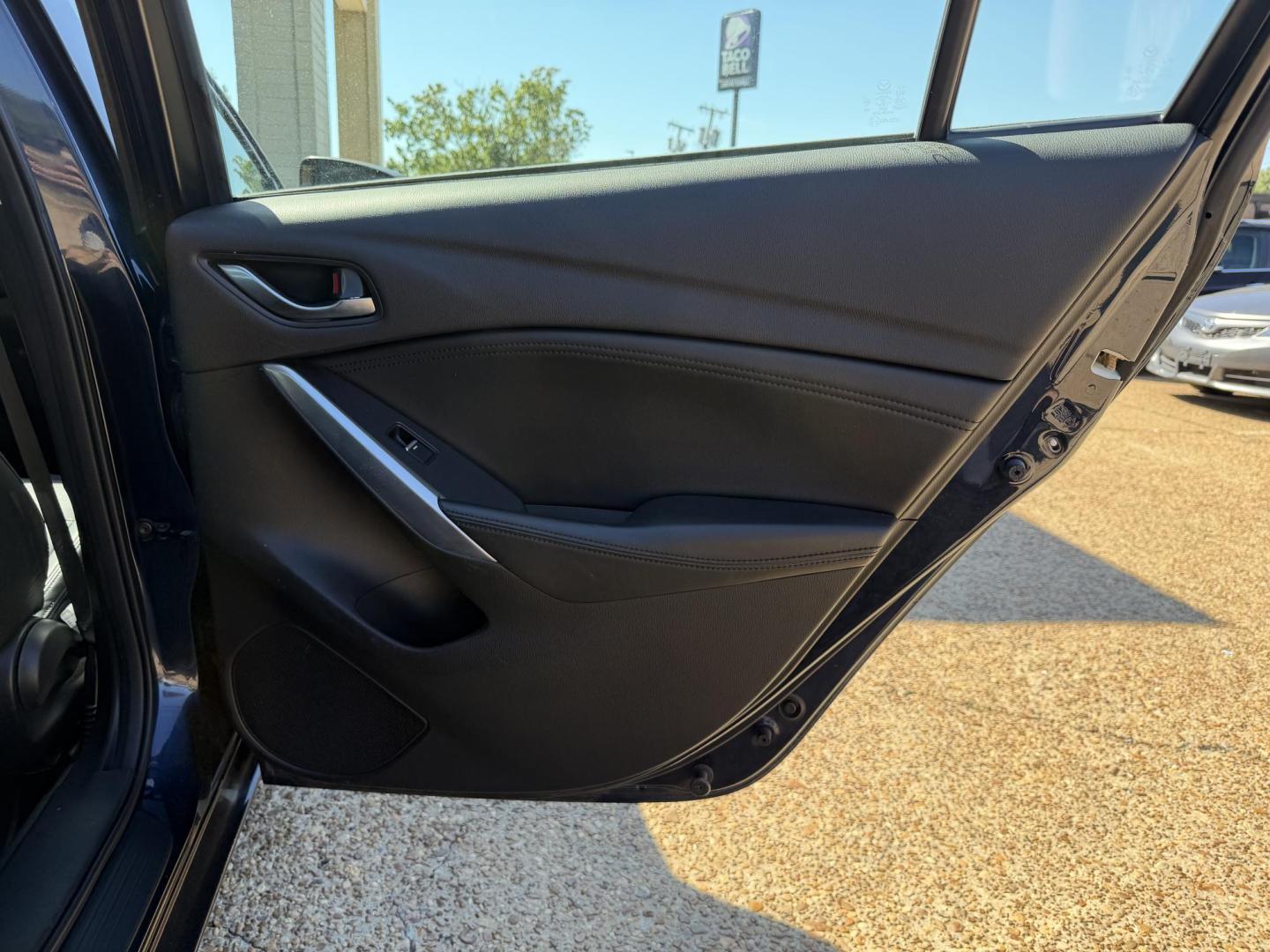 2016 BLUE MAZDA MAZDA6 TOURING (JM1GJ1V57G1) , located at 922 W. Beacon St., Philadelphia, MS, 39350, (601) 650-3675, 32.770447, -89.127151 - Photo#15