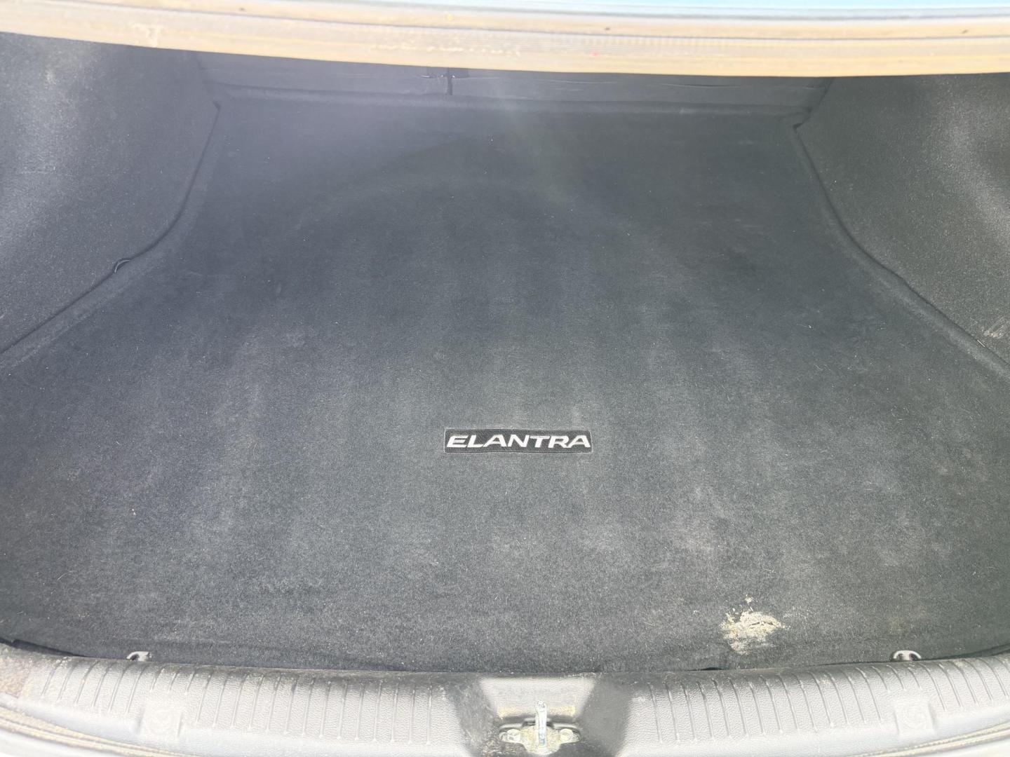 2013 BLUE HYUNDAI ELANTRA LIMITED (KMHDH4AE3DU) , located at 922 W. Beacon St., Philadelphia, MS, 39350, (601) 650-3675, 32.770447, -89.127151 - Photo#18