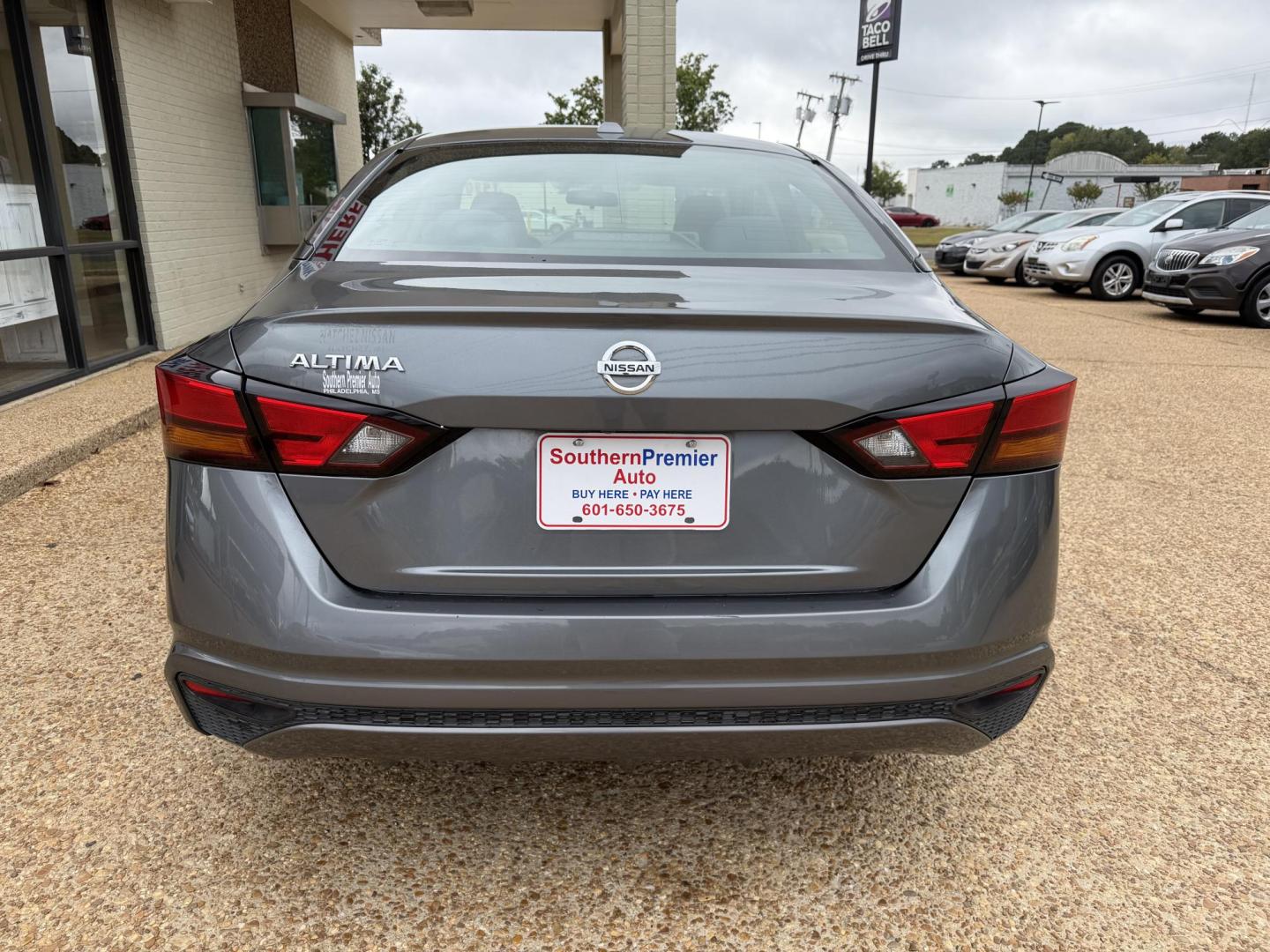2020 GRAY NISSAN ALTIMA 2.5 S (1N4BL4BV3LC) , located at 922 W. Beacon St., Philadelphia, MS, 39350, (601) 650-3675, 32.770447, -89.127151 - Photo#4