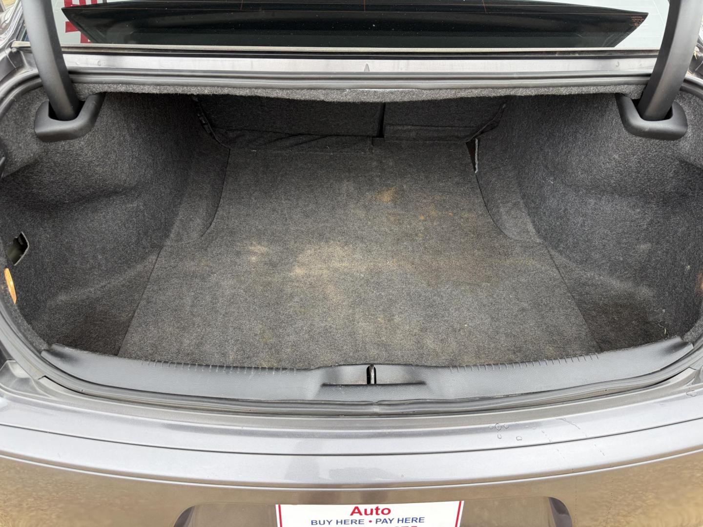 2019 GRAY CHRYSLER 300S (2C3CCABG5KH) , located at 922 W. Beacon St., Philadelphia, MS, 39350, (601) 650-3675, 32.770447, -89.127151 - Photo#19