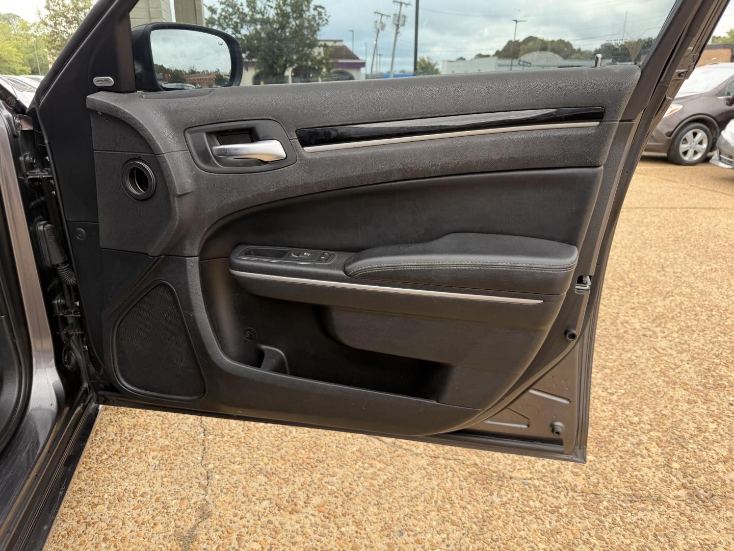 2019 GRAY CHRYSLER 300S (2C3CCABG5KH) , located at 922 W. Beacon St., Philadelphia, MS, 39350, (601) 650-3675, 32.770447, -89.127151 - Photo#11