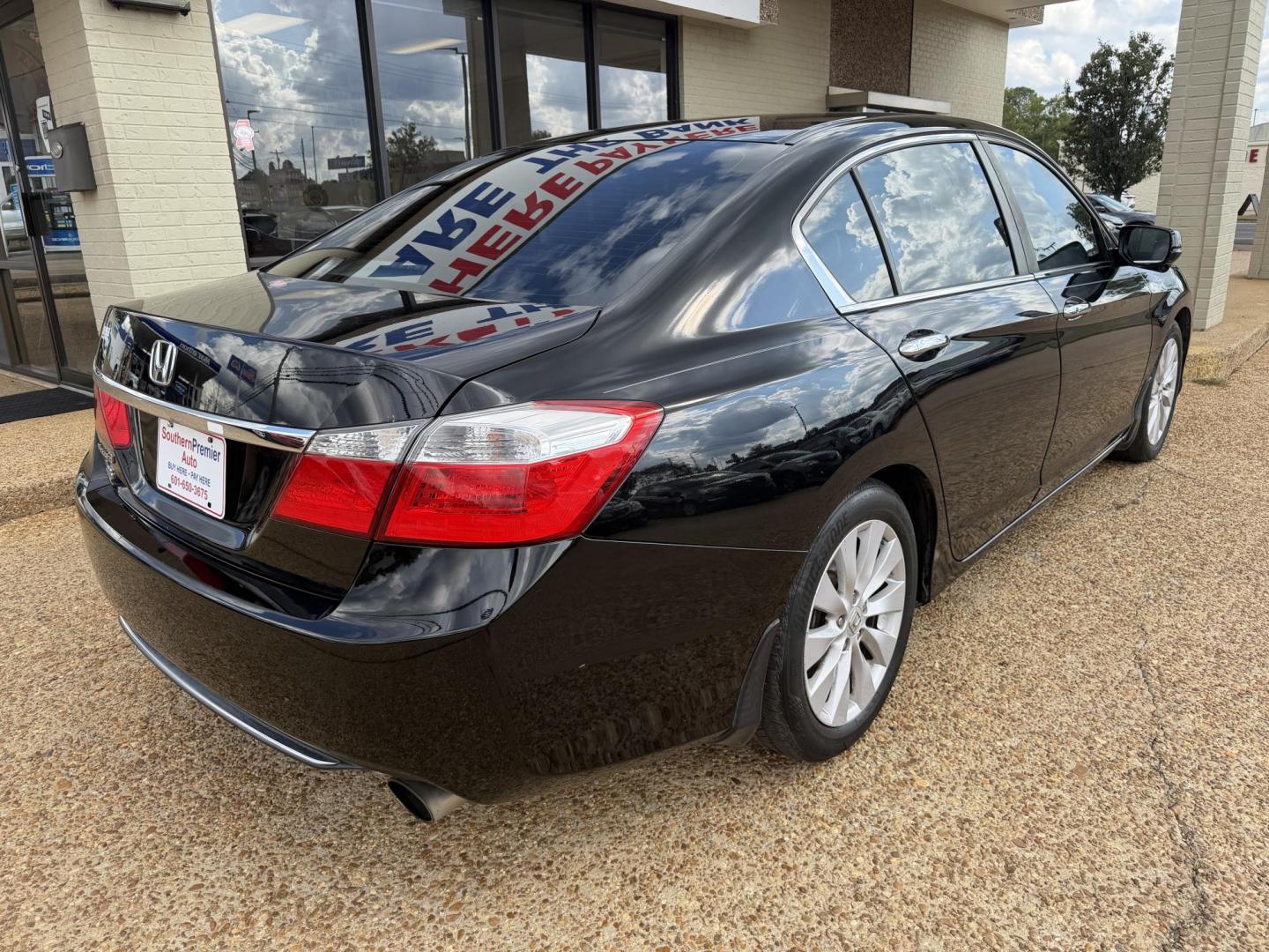 2013 BLACK HONDA ACCORD EX (1HGCR2F71DA) , located at 922 W. Beacon St., Philadelphia, MS, 39350, (601) 650-3675, 32.770447, -89.127151 - Photo#5