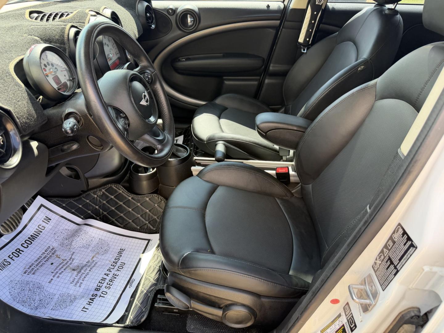 2014 WHITE MINI COUNTRYMAN COOPER S (WMWZC5C57EW) , located at 922 W. Beacon St., Philadelphia, MS, 39350, (601) 650-3675, 32.770447, -89.127151- Photo#9