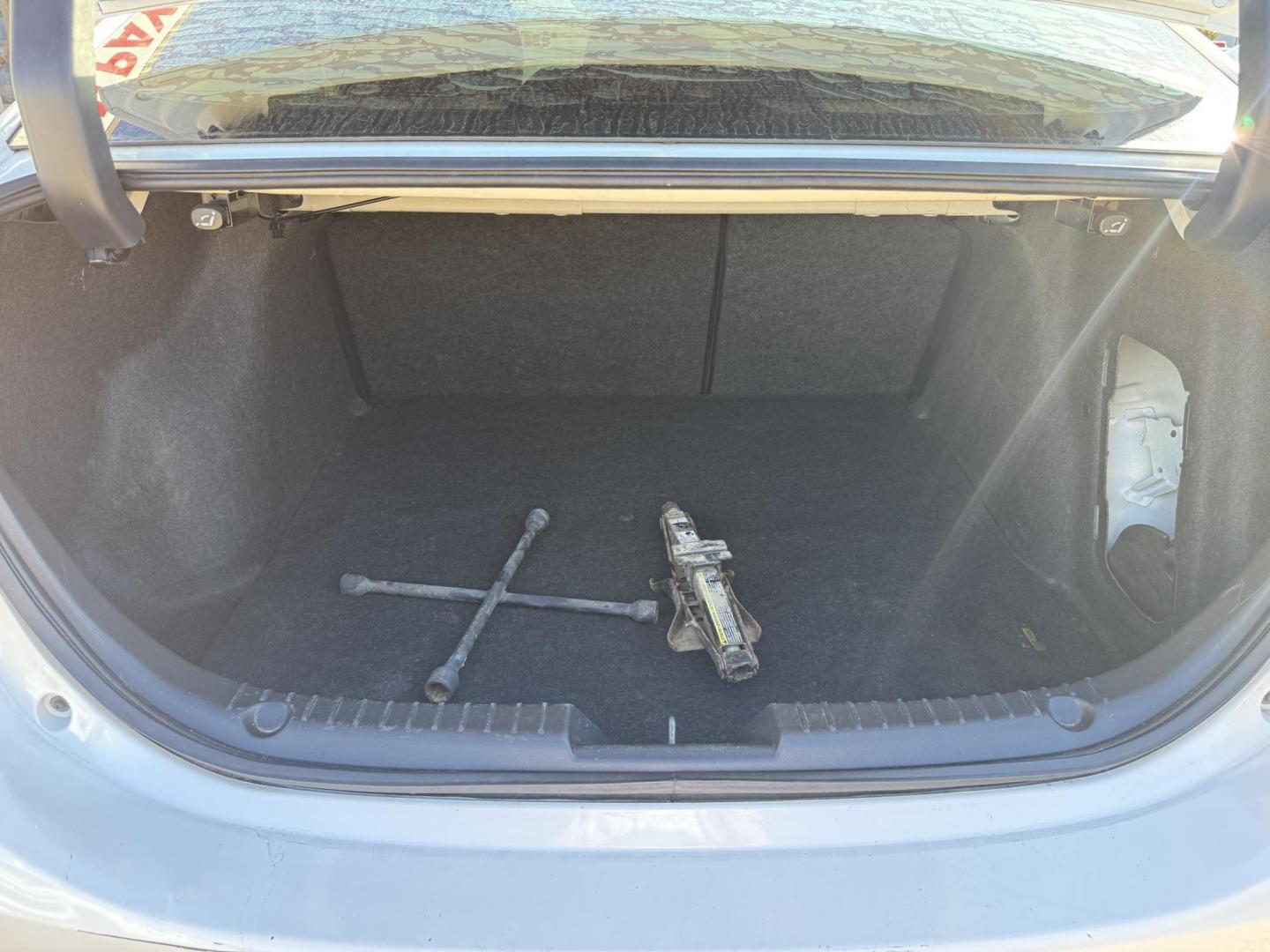 2017 WHITE MAZDA MAZDA3 SPORT (3MZBN1U70HM) , located at 922 W. Beacon St., Philadelphia, MS, 39350, (601) 650-3675, 32.770447, -89.127151 - Photo#14