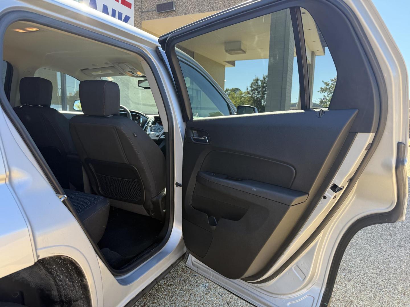 2017 SILVER GMC TERRAIN SLE1 (2GKFLSEK8H6) , located at 922 W. Beacon St., Philadelphia, MS, 39350, (601) 650-3675, 32.770447, -89.127151 - Photo#12