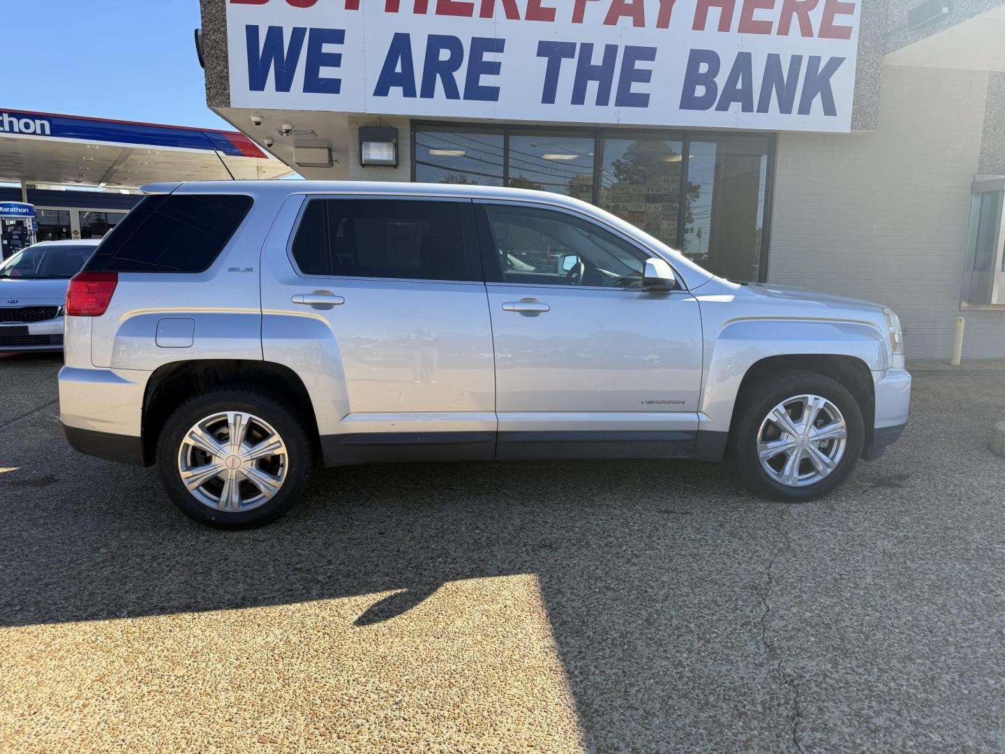 2017 SILVER GMC TERRAIN SLE1 (2GKFLSEK8H6) , located at 922 W. Beacon St., Philadelphia, MS, 39350, (601) 650-3675, 32.770447, -89.127151 - Photo#7