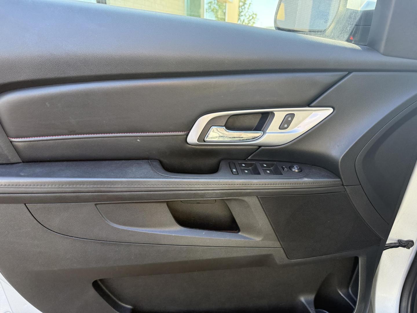 2017 SILVER GMC TERRAIN SLE1 (2GKFLSEK8H6) , located at 922 W. Beacon St., Philadelphia, MS, 39350, (601) 650-3675, 32.770447, -89.127151 - Photo#10