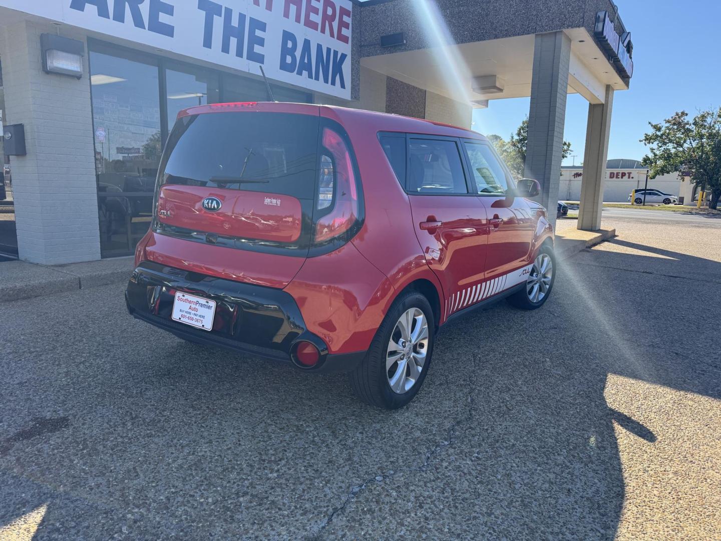 2016 RED KIA SOUL + (PLUS) (KNDJP3A59G7) , located at 922 W. Beacon St., Philadelphia, MS, 39350, (601) 650-3675, 32.770447, -89.127151 - Photo#2