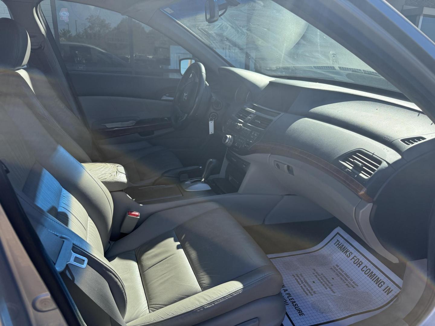 2012 SILVER /TAN/CREAM LEATHER HONDA ACCORD EX-L (1HGCP3F83CA) , located at 922 W. Beacon St., Philadelphia, MS, 39350, (601) 650-3675, 32.770447, -89.127151 - Photo#8