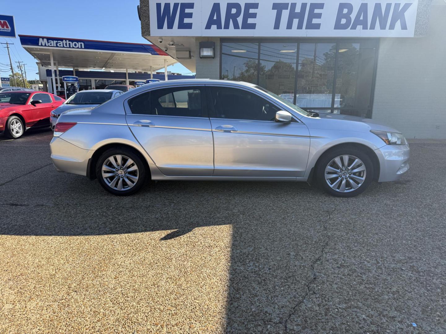 2012 SILVER /TAN/CREAM LEATHER HONDA ACCORD EX-L (1HGCP3F83CA) , located at 922 W. Beacon St., Philadelphia, MS, 39350, (601) 650-3675, 32.770447, -89.127151 - Photo#2
