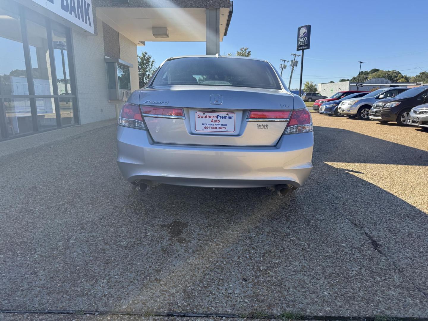2012 SILVER /TAN/CREAM LEATHER HONDA ACCORD EX-L (1HGCP3F83CA) , located at 922 W. Beacon St., Philadelphia, MS, 39350, (601) 650-3675, 32.770447, -89.127151 - Photo#3