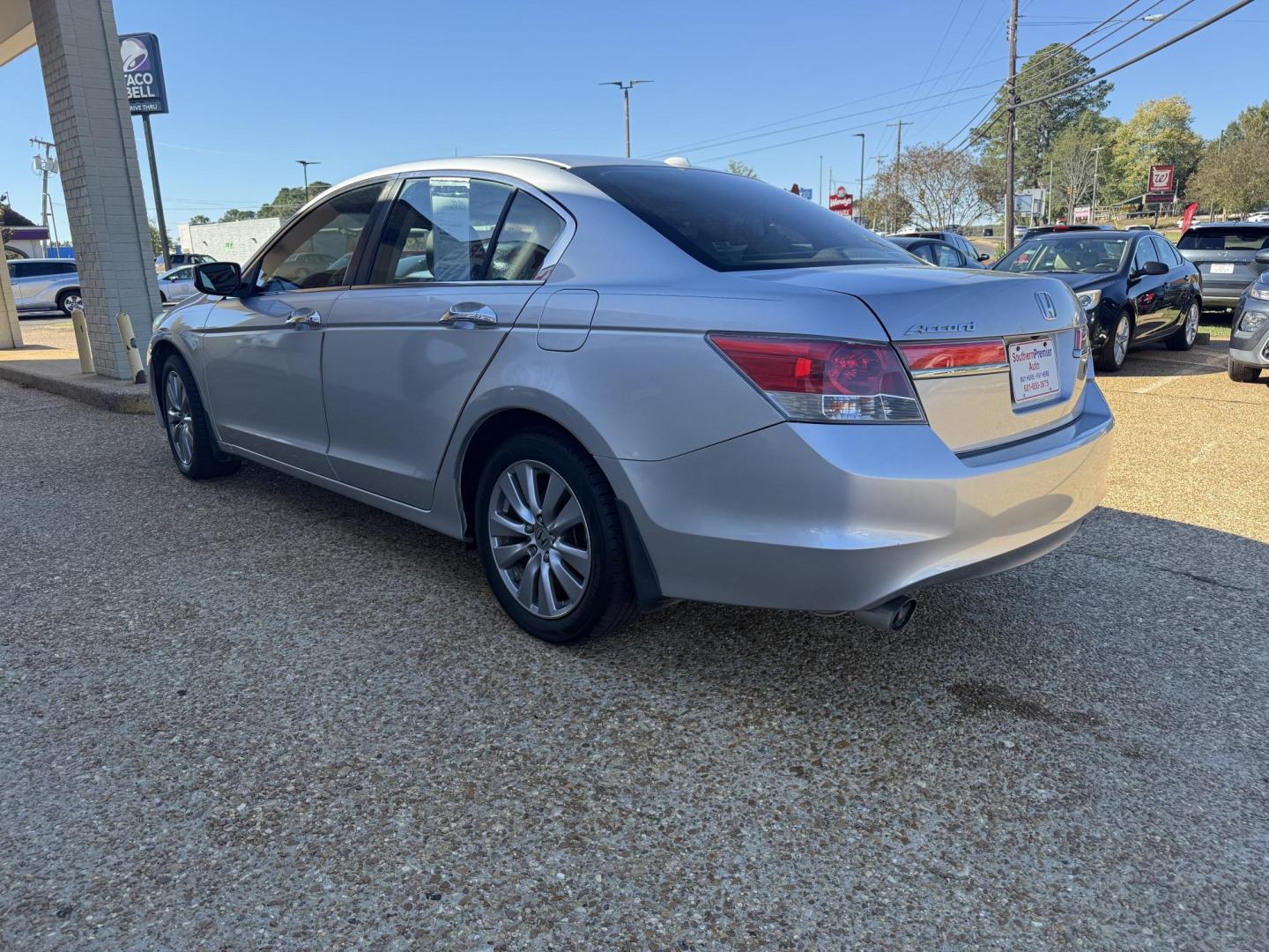 2012 SILVER /TAN/CREAM LEATHER HONDA ACCORD EX-L (1HGCP3F83CA) , located at 922 W. Beacon St., Philadelphia, MS, 39350, (601) 650-3675, 32.770447, -89.127151 - Photo#4