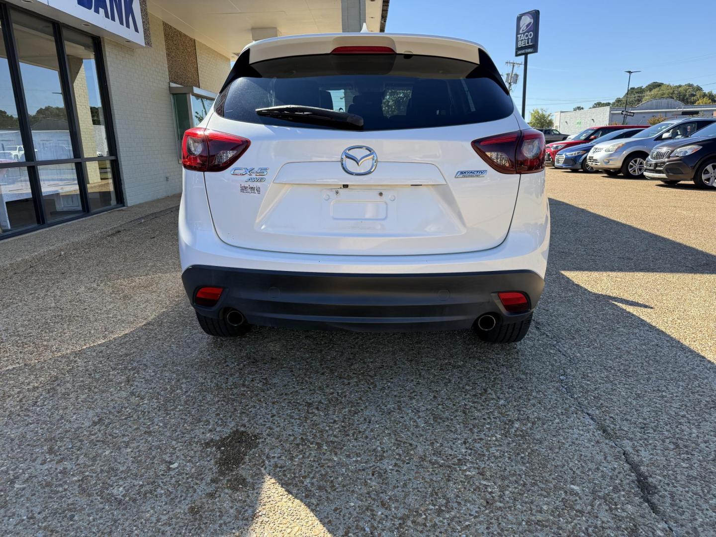 2016 WHITE MAZDA CX-5 GRAND TOURING (JM3KE4DY4G0) , located at 922 W. Beacon St., Philadelphia, MS, 39350, (601) 650-3675, 32.770447, -89.127151 - Photo#6