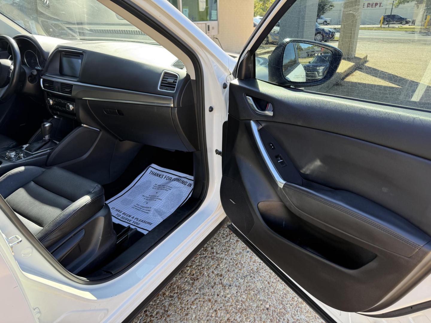 2016 WHITE MAZDA CX-5 GRAND TOURING (JM3KE4DY4G0) , located at 922 W. Beacon St., Philadelphia, MS, 39350, (601) 650-3675, 32.770447, -89.127151 - Photo#28