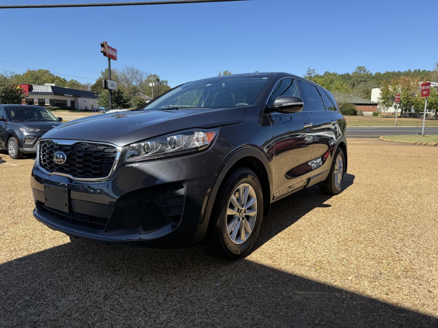 2019 GRAY KIA SORENTO LX (5XYPG4A38KG) , located at 922 W. Beacon St., Philadelphia, MS, 39350, (601) 650-3675, 32.770447, -89.127151 - Photo#2