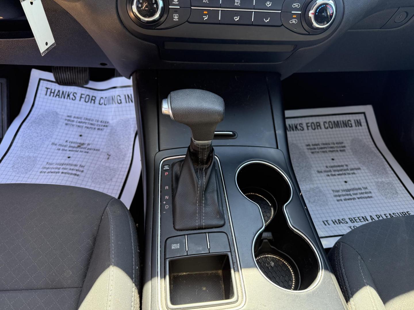 2019 GRAY KIA SORENTO LX (5XYPG4A38KG) , located at 922 W. Beacon St., Philadelphia, MS, 39350, (601) 650-3675, 32.770447, -89.127151 - Photo#11