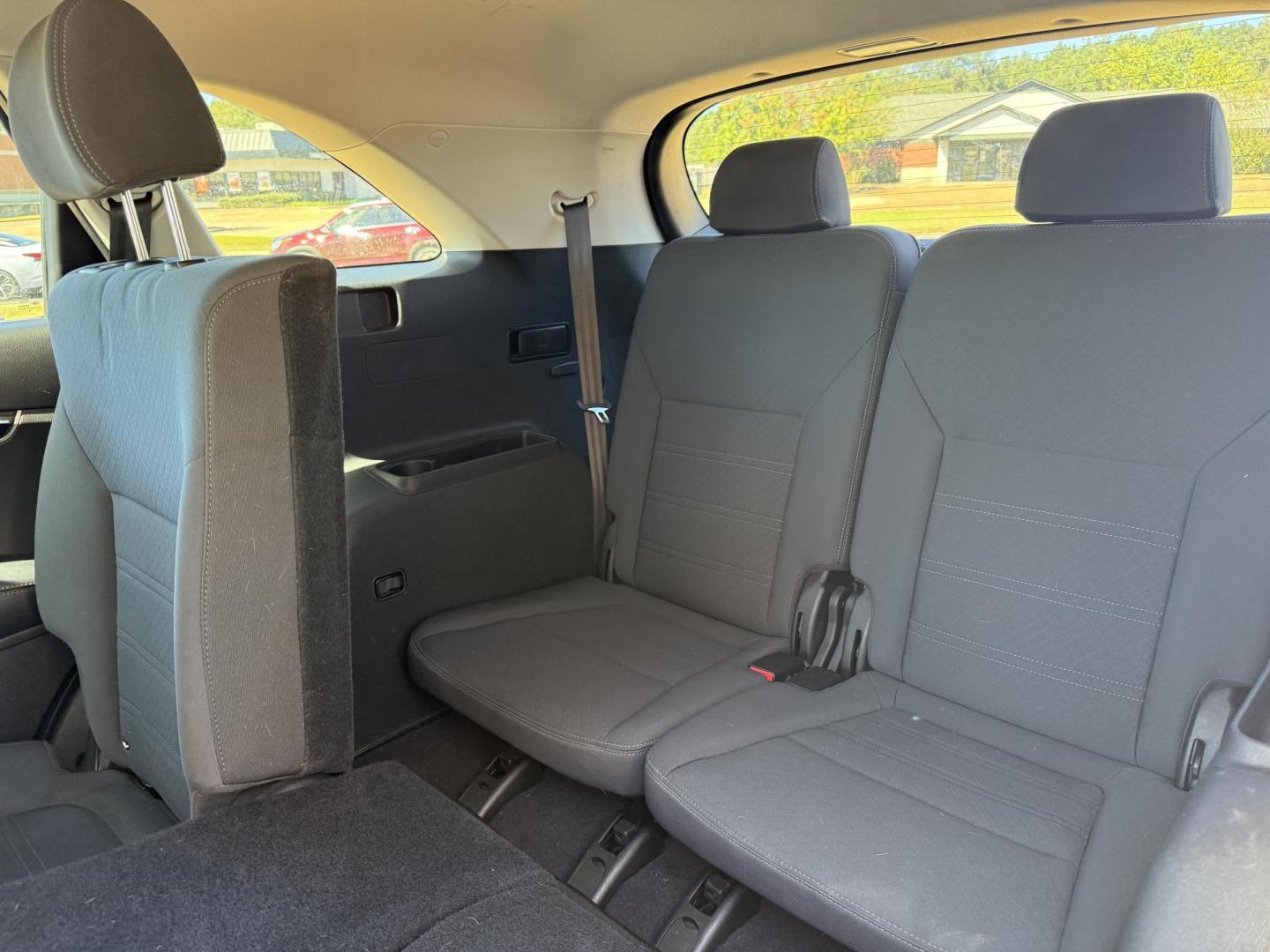2019 GRAY KIA SORENTO LX (5XYPG4A38KG) , located at 922 W. Beacon St., Philadelphia, MS, 39350, (601) 650-3675, 32.770447, -89.127151 - Photo#17