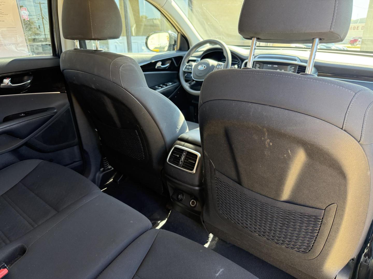 2019 GRAY KIA SORENTO LX (5XYPG4A38KG) , located at 922 W. Beacon St., Philadelphia, MS, 39350, (601) 650-3675, 32.770447, -89.127151 - Photo#23