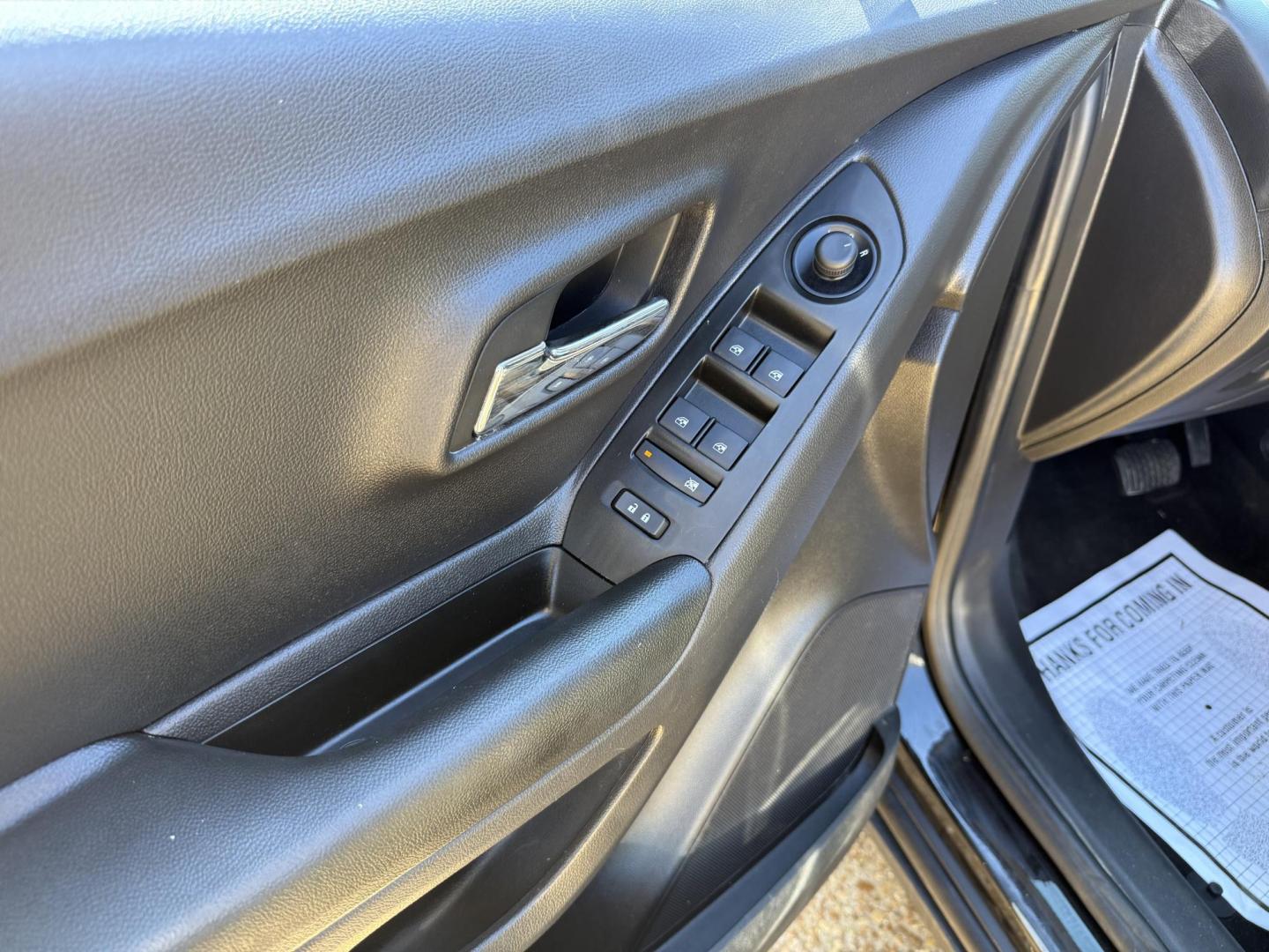 2021 BLACK CHEVROLET TRAX 1LT (KL7CJPSM5MB) , located at 922 W. Beacon St., Philadelphia, MS, 39350, (601) 650-3675, 32.770447, -89.127151 - Photo#14