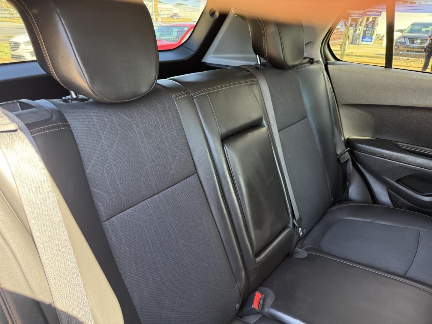 2021 BLACK CHEVROLET TRAX 1LT (KL7CJPSM5MB) , located at 922 W. Beacon St., Philadelphia, MS, 39350, (601) 650-3675, 32.770447, -89.127151 - Photo#21